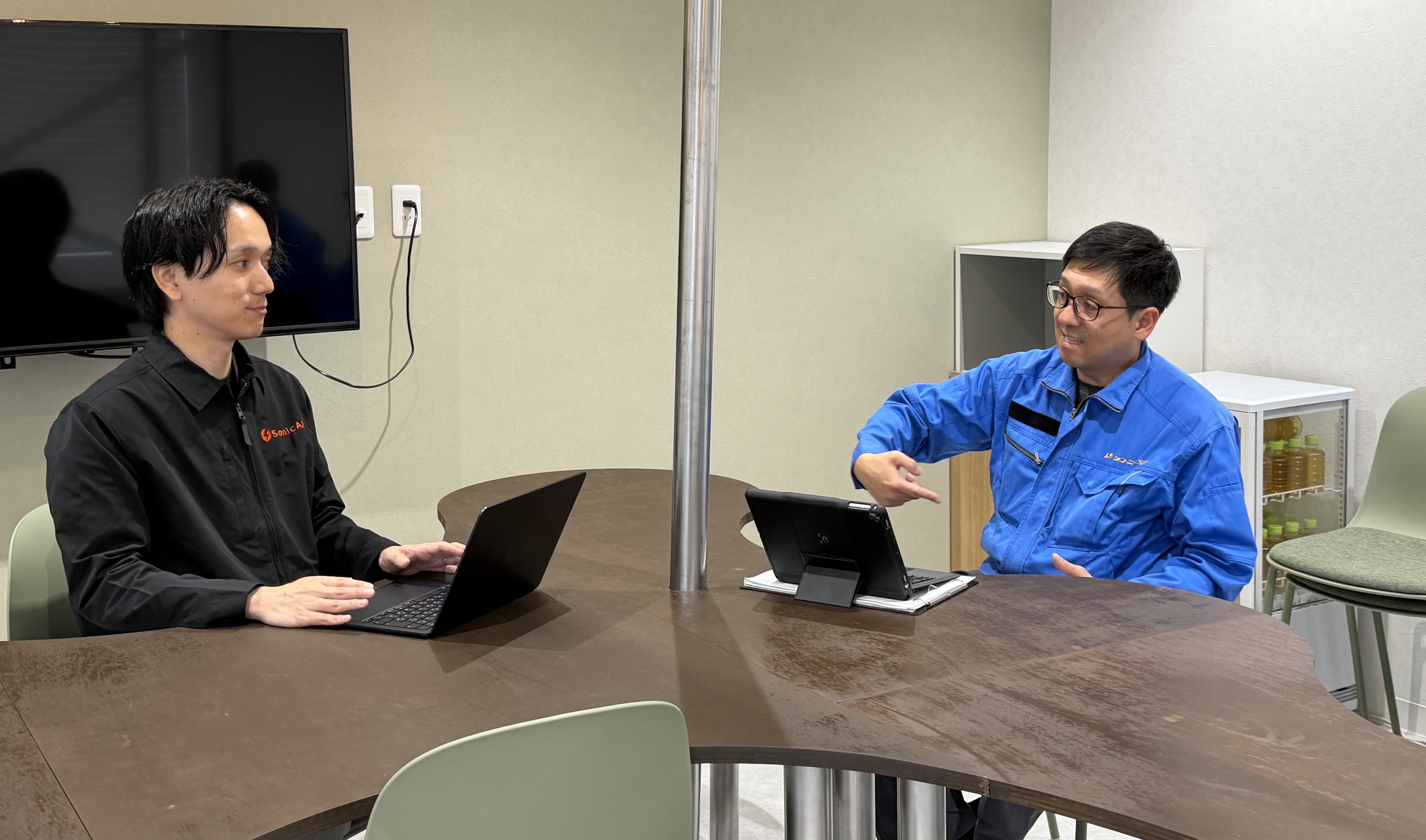 インタビュアー 西川伸一郎